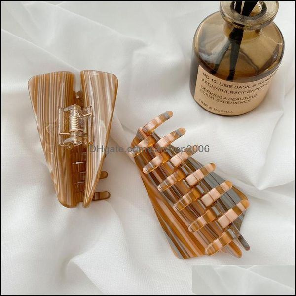 clamps hair jewelry gradient color geometric women medium size claws clips bath ponytail acetic acid alloy ha dha8p, Slivery;golden
clamps hair jewelry gradient color geometric women medium size claws clips bath ponytail acetic acid alloy ha dha8p, Slivery;golden