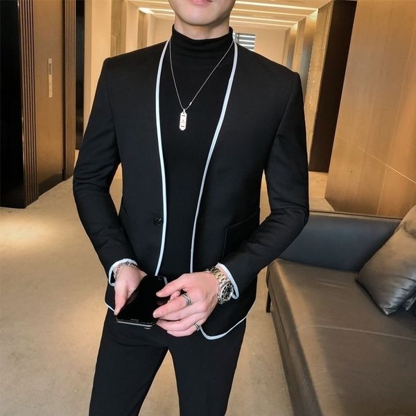 european mans suit hit color split joint suit black blazer hombre casual chaquetas hombre de vestir stage costumes for singers 201104, White;black
european mans suit hit color split joint suit black blazer hombre casual chaquetas hombre de vestir stage costumes for singers 201104, White;black