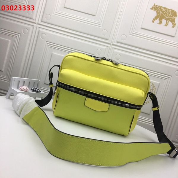 luxury messenger bag designer bag tote bags classic women men bag crossbody bag school bookbag purse backpack wallet leather handbag dunks b
luxury messenger bag designer bag tote bags classic women men bag crossbody bag school bookbag purse backpack wallet leather handbag dunks b