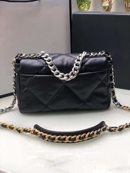 luxury shoulderbag fashion design messenger bag genuine leather ladies classic large capacity handbag
luxury shoulderbag fashion design messenger bag genuine leather ladies classic large capacity handbag