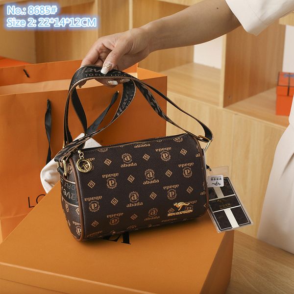 wholesale factory ladies shoulder bags 2 styles joker retro printed leather handbag simple cylinder cell phone coin purse personalized ribbo
wholesale factory ladies shoulder bags 2 styles joker retro printed leather handbag simple cylinder cell phone coin purse personalized ribbo