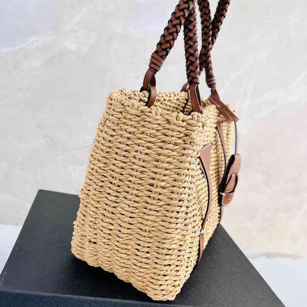totes summer straw tote bags women luxury designer brand handbag shoulder clutch leather crossbody-bag female bucket 220402
totes summer straw tote bags women luxury designer brand handbag shoulder clutch leather crossbody-bag female bucket 220402