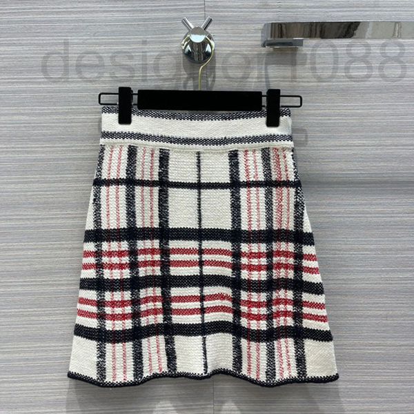 skirts designer 2022 spring / summer high-end color contrast plaid high waist a-line skirt temperament college age reducing thin knitted wom, Black
skirts designer 2022 spring / summer high-end color contrast plaid high waist a-line skirt temperament college age reducing thin knitted wom, Black