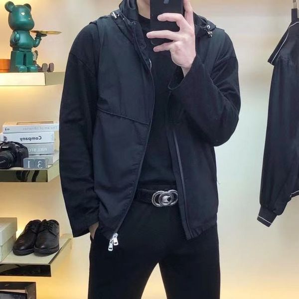high-end men's vest spring latest fashion all-match high-end fabric weaving self-cultivation leisure, Black;white
high-end men's vest spring latest fashion all-match high-end fabric weaving self-cultivation leisure, Black;white