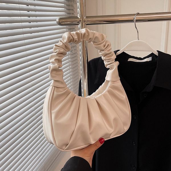 handbag woman's bag 2022 spring/summer new fashion niche design versatile high-end texture pleated pocket small square bag
handbag woman's bag 2022 spring/summer new fashion niche design versatile high-end texture pleated pocket small square bag