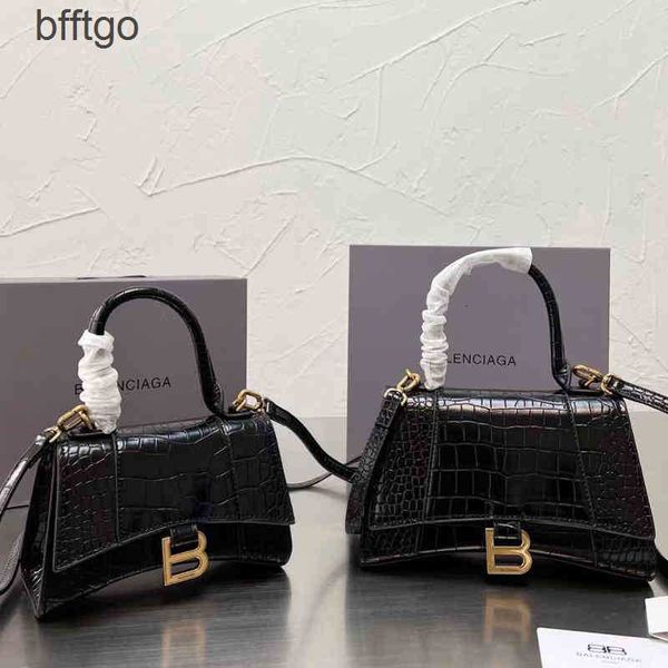 women luxury blencaigas handbags b-shaped net 2022 red leather hourglass bag crocodile pattern paris portable one shoulder messenger light
women luxury blencaigas handbags b-shaped net 2022 red leather hourglass bag crocodile pattern paris portable one shoulder messenger light