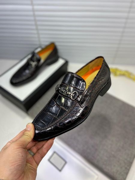 g1 luxury brand mens formal shoes man oxford leather designer dress shoes fashion business men pointed wedding shoe 11, Black
g1 luxury brand mens formal shoes man oxford leather designer dress shoes fashion business men pointed wedding shoe 11, Black