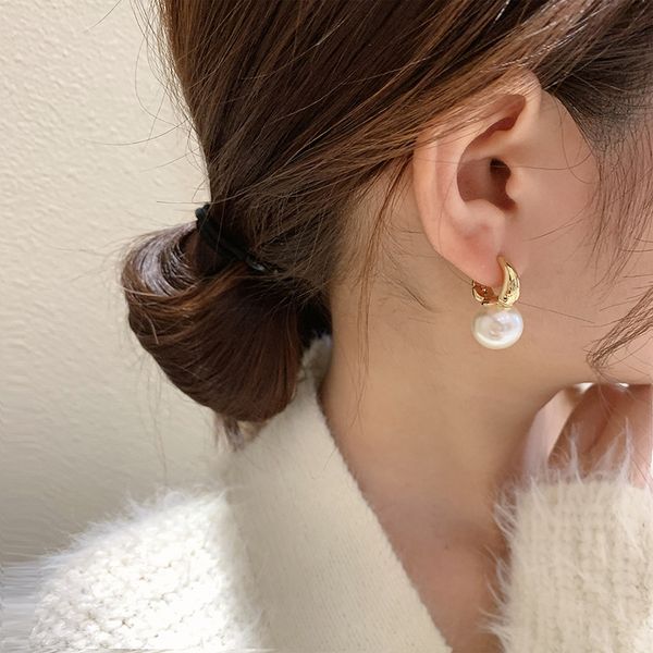 south korea dongdaemun fashion elegant pearl earrings niche design simple ear clip high sense online influencer earrings women, Golden
south korea dongdaemun fashion elegant pearl earrings niche design simple ear clip high sense online influencer earrings women, Golden