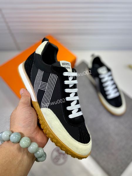 2022 fabric suede calfskin designer luxury men casual shoes nylon reflective sneakers velvet, Black