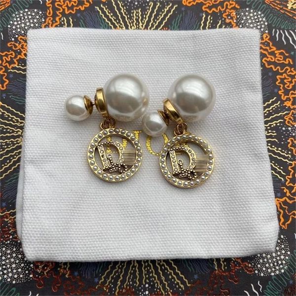 pearl female star same high-quality full diamond earrings 70% off outlet store sale, Golden
pearl female star same high-quality full diamond earrings 70% off outlet store sale, Golden