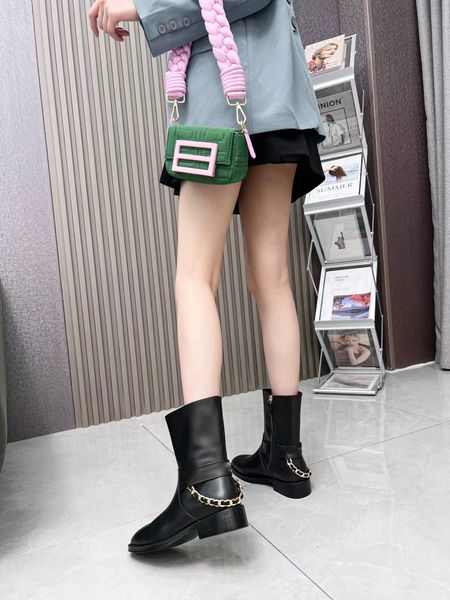 boots 22 side zipper heel height of 2.5cm with thin legs effect on the foot is quite versatile show air cylinder height of 15 inches /.5 in, Black
boots 22 side zipper heel height of 2.5cm with thin legs effect on the foot is quite versatile show air cylinder height of 15 inches /.5 in, Black