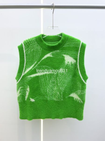 women's knits & tees spring niche design, age reduction fashion, versatile apple green knitted sleeveless vest, White
women's knits & tees spring niche design, age reduction fashion, versatile apple green knitted sleeveless vest, White