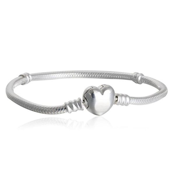 1pcs drop factory heart silver plated bracelets snake chain fit for pandora bangle bracelet women children birthday gift 2667, Golden;silver
1pcs drop factory heart silver plated bracelets snake chain fit for pandora bangle bracelet women children birthday gift 2667, Golden;silver