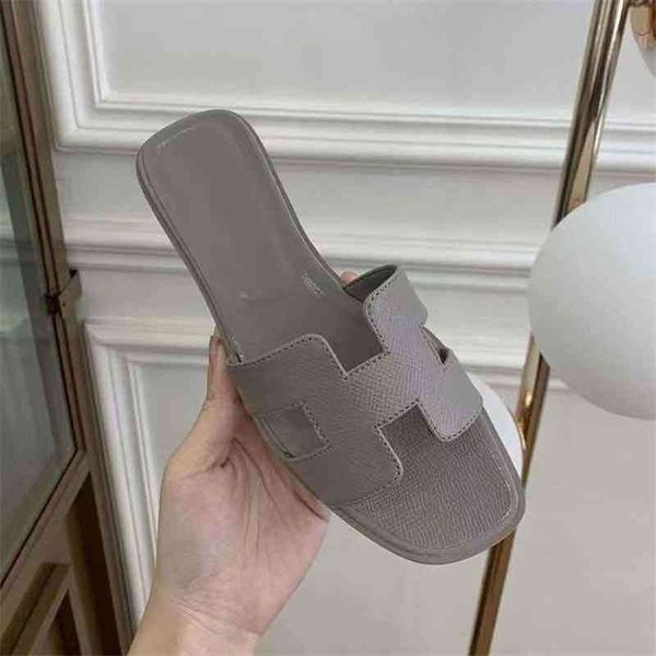designer h slippers erme slippers igh version of family women's summer 2022 versatile leather lil, Black
designer h slippers erme slippers igh version of family women's summer 2022 versatile leather lil, Black