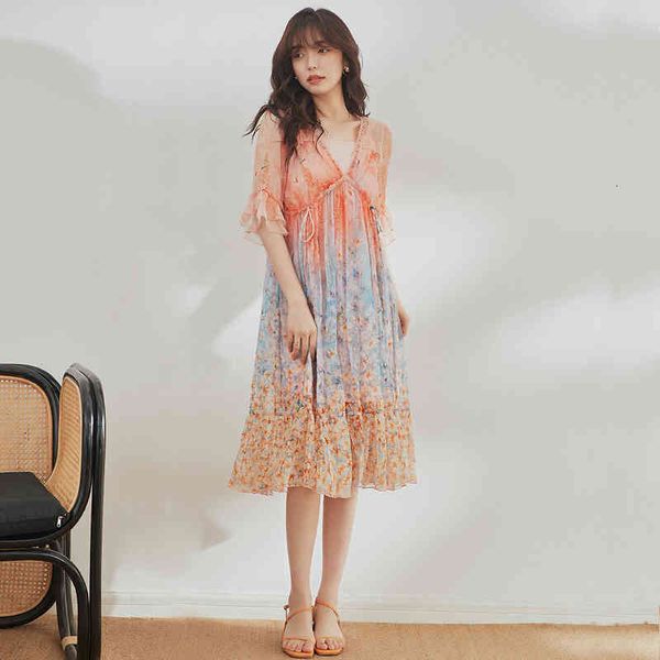 shunyu silk v-neck floral dress women's nail pearl mulberry vacation sling two-piece set, Black;gray
shunyu silk v-neck floral dress women's nail pearl mulberry vacation sling two-piece set, Black;gray