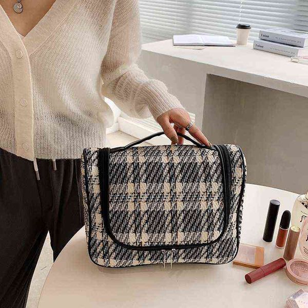 new korean ins portable cosmetic bag fashion portable travel wash bag large capacity cosmetic storage bag 220625
new korean ins portable cosmetic bag fashion portable travel wash bag large capacity cosmetic storage bag 220625