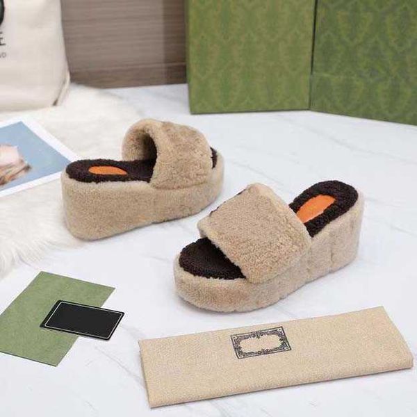 fashion luxury women's slippers imported mountain waterproof platform thick bottomed lamb wool quilted sandals designer sandals size 35, Black
fashion luxury women's slippers imported mountain waterproof platform thick bottomed lamb wool quilted sandals designer sandals size 35, Black