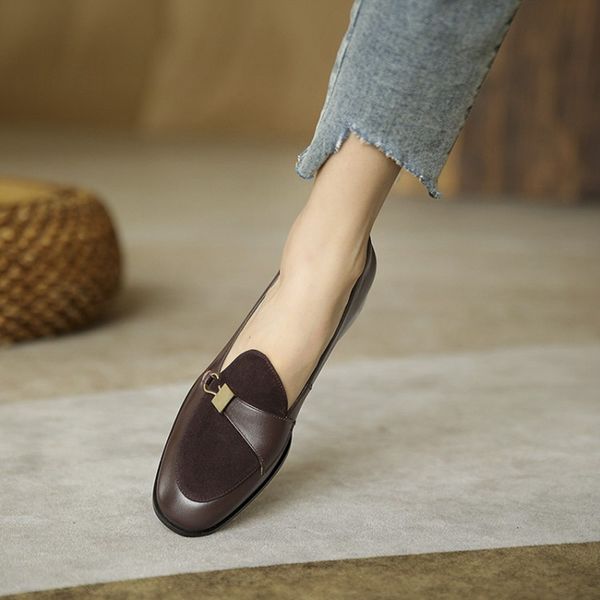 new 2022 spring/autumn woman shoe round toe square heel women pumps cow leather low heel chunky heel slip-on solid women loafers, Black
new 2022 spring/autumn woman shoe round toe square heel women pumps cow leather low heel chunky heel slip-on solid women loafers, Black