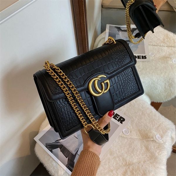 female new fashion versatile chain small square bag net red korean one shoulder messenger bag purses onlines
female new fashion versatile chain small square bag net red korean one shoulder messenger bag purses onlines