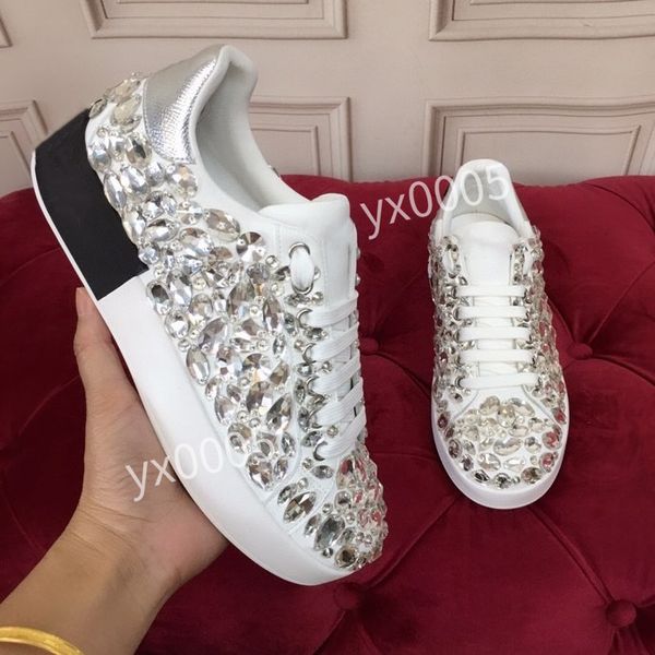 2022 boots designer mens womens shoes leather flats platform oversized casual espadrille flat sole sneakers hc210819, Black
2022 boots designer mens womens shoes leather flats platform oversized casual espadrille flat sole sneakers hc210819, Black