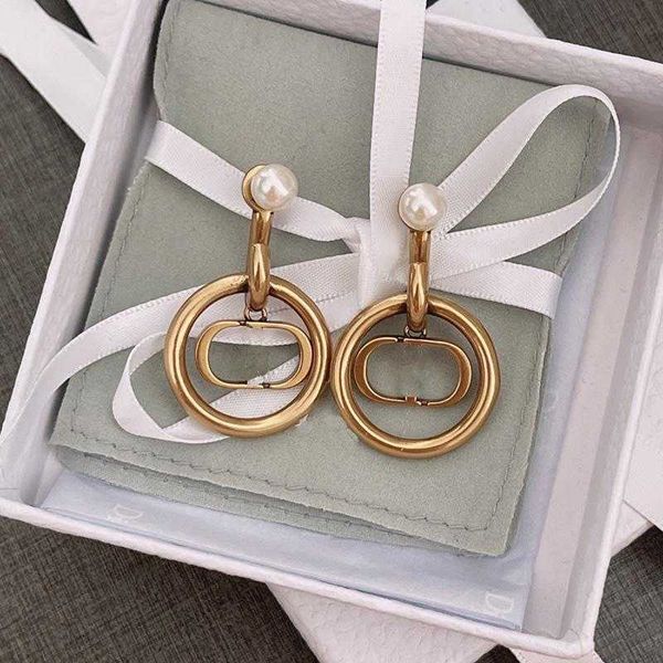 pearl circle hoop earrings wedding party womens earring full texture fashion brand ear studs simple generous design earring 2022, Golden
pearl circle hoop earrings wedding party womens earring full texture fashion brand ear studs simple generous design earring 2022, Golden
