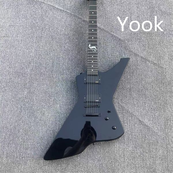 special custom electric guitar full-body matte black body snake head fingerboard inlaid emg pick guitarra guitars
special custom electric guitar full-body matte black body snake head fingerboard inlaid emg pick guitarra guitars