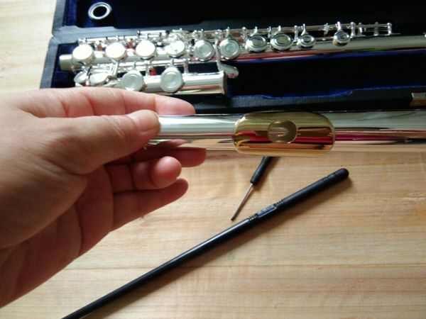 new 211sl flute music instrument closed 16 over e-key silver c tune flute gold mouthpiece playing music fast ship
new 211sl flute music instrument closed 16 over e-key silver c tune flute gold mouthpiece playing music fast ship