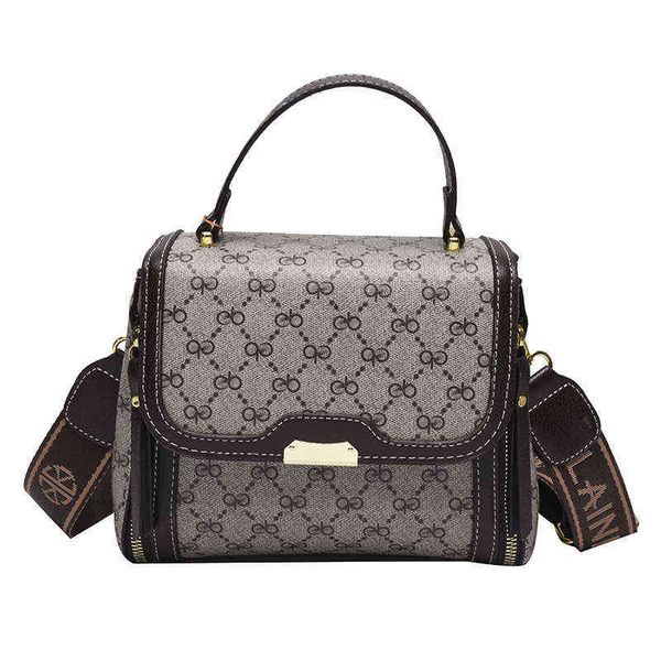 handbags outlet printed 2023 new atmosphere one shoulder hand versatile large capacity messenger small square bag clearance sale
handbags outlet printed 2023 new atmosphere one shoulder hand versatile large capacity messenger small square bag clearance sale