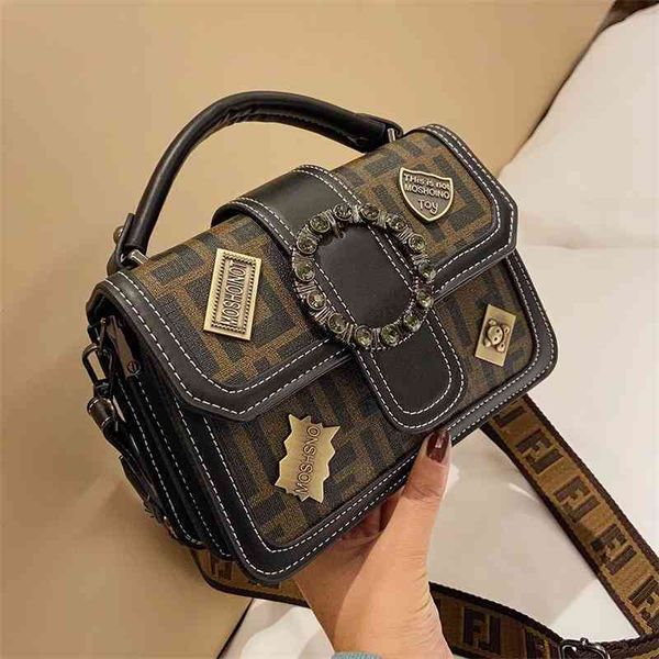 70% factory online sale autumn and winter classic one shoulder red bag
70% factory online sale autumn and winter classic one shoulder red bag