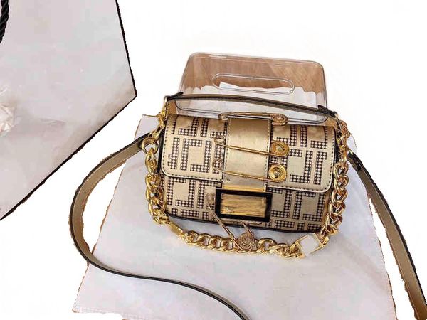 evening pin baguette bag chains crossbody letter axillary plain pu leather thread hasp hardware fashion lady wallet canvas lining fashion 22
evening pin baguette bag chains crossbody letter axillary plain pu leather thread hasp hardware fashion lady wallet canvas lining fashion 22