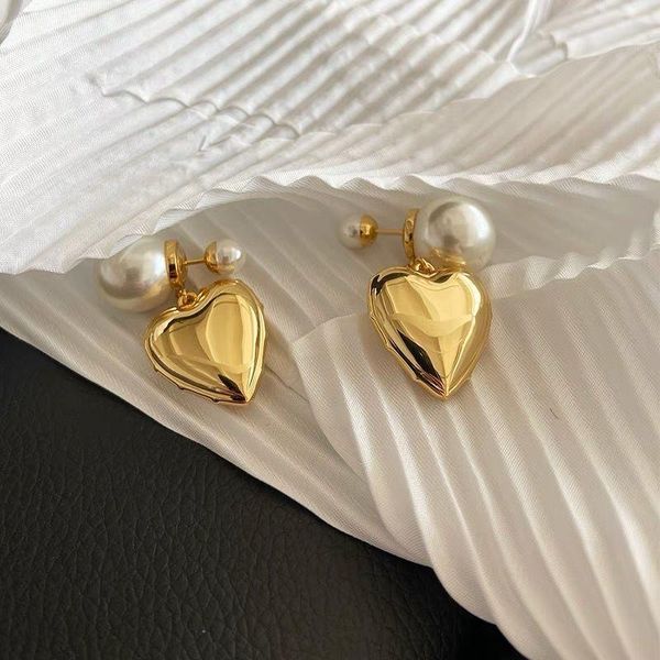 ladies fashion earrings chic pearl earrings luxury designer jewelry0, Golden;silver
ladies fashion earrings chic pearl earrings luxury designer jewelry0, Golden;silver