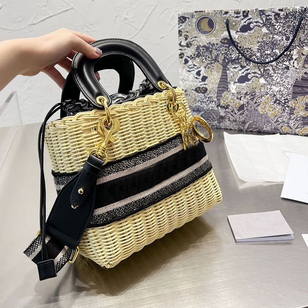 embroiderd woven handbags women shoulder bags fashion design bucket letter wide strap tote shopping crossbody
embroiderd woven handbags women shoulder bags fashion design bucket letter wide strap tote shopping crossbody
