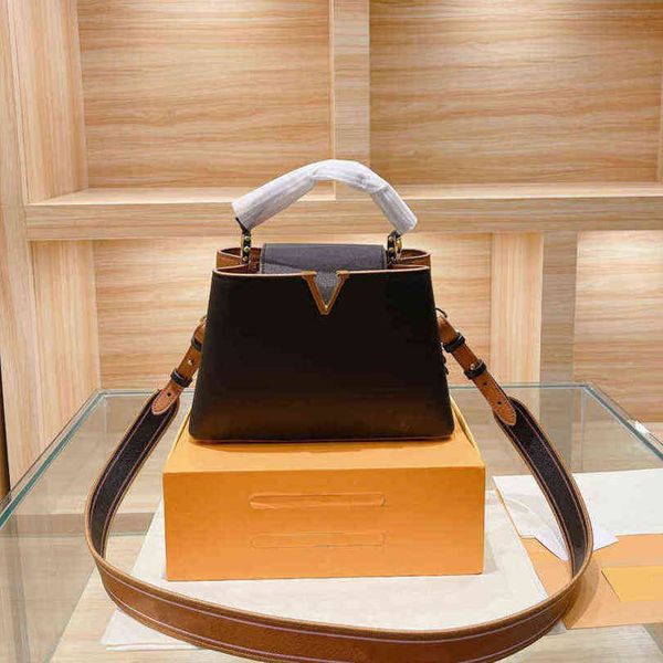 7a+women bags capucines handbag lady tote crossbody designer bag colorful painting litchee genuine leather handbags fashion letter flap hand
7a+women bags capucines handbag lady tote crossbody designer bag colorful painting litchee genuine leather handbags fashion letter flap hand