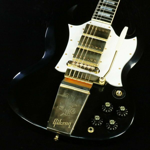 custom shop sg custom 3-pickup w/long maestro vibrola vos ebony electric guitar 
custom shop sg custom 3-pickup w/long maestro vibrola vos ebony electric guitar