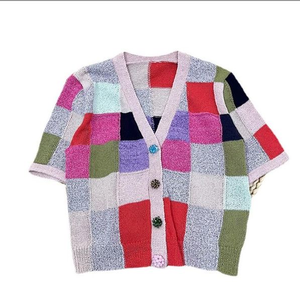 220 2022 milan style spring summer brand same style sweater print short sleeve v new plaid cardigan women clothes xue, White;black
220 2022 milan style spring summer brand same style sweater print short sleeve v new plaid cardigan women clothes xue, White;black