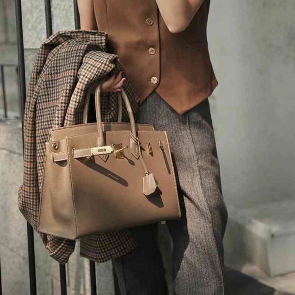 birkins handbag 50126 hand rubbing pattern outer seam bag 25cm
birkins handbag 50126 hand rubbing pattern outer seam bag 25cm