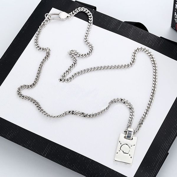 luxury retro skull letter men's and women's pendant necklaces fashion designer hip hop stainless steel necklace sweater chain man&, Silver
luxury retro skull letter men's and women's pendant necklaces fashion designer hip hop stainless steel necklace sweater chain man&, Silver
