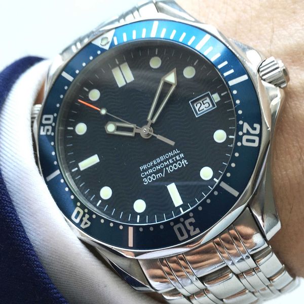 christmas automatic mechical blue dial 007 ceramic bezel james bond aqua mens master watch black stainless steel watches men wristwatches, Slivery;brown
christmas automatic mechical blue dial 007 ceramic bezel james bond aqua mens master watch black stainless steel watches men wristwatches, Slivery;brown
