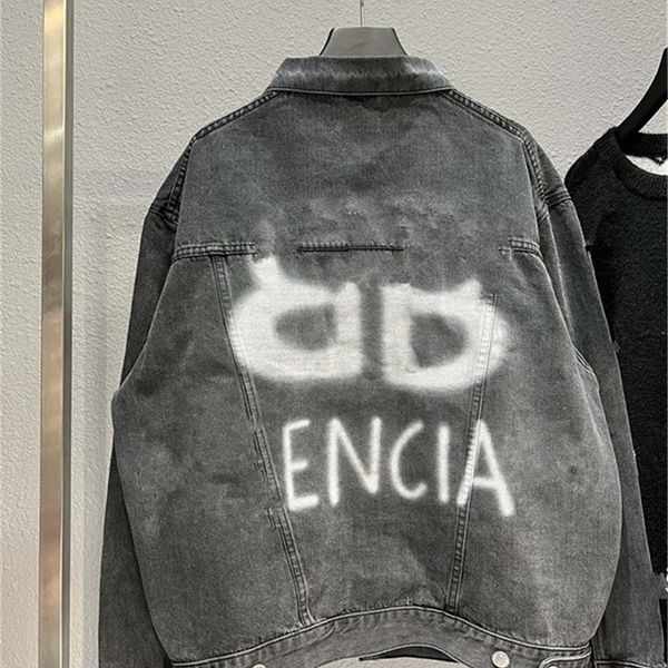 jackets coats excelent sense version autumn and winter new style luminous graffiti printing behind men's women's paris coat denim, Black;brown
jackets coats excelent sense version autumn and winter new style luminous graffiti printing behind men's women's paris coat denim, Black;brown