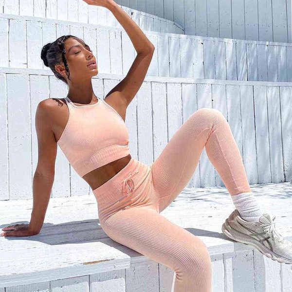 seamless women yoga set workout gym clothes crop push up high waist fitness leggings running clothing tracksuit sportswear t220725, White;red
seamless women yoga set workout gym clothes crop push up high waist fitness leggings running clothing tracksuit sportswear t220725, White;red