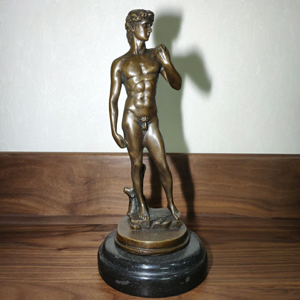 david statue by michelangelo replica bronze famous sculpture collectible nude man figurine art casting home decor, Silver
david statue by michelangelo replica bronze famous sculpture collectible nude man figurine art casting home decor, Silver