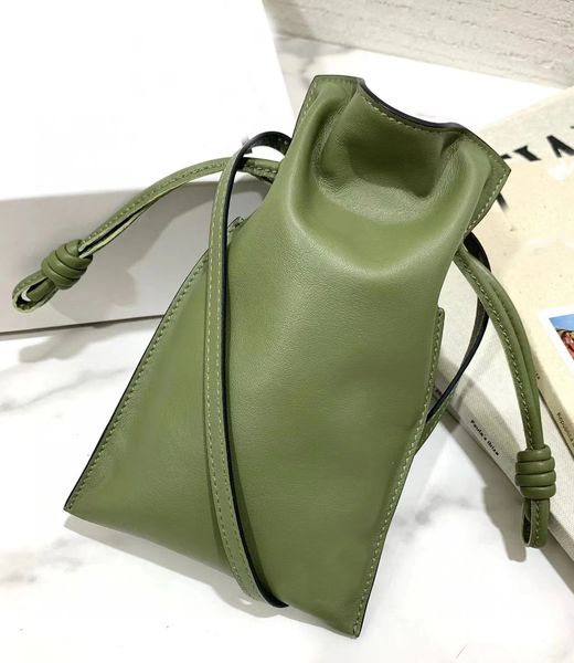brand designer women genuine leather shoulder bag cow leather handbag calfskin phone bag ladies simple fashion bag
brand designer women genuine leather shoulder bag cow leather handbag calfskin phone bag ladies simple fashion bag