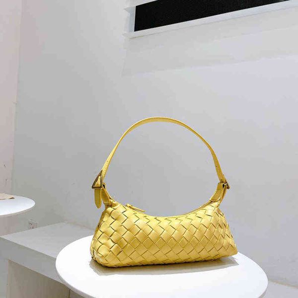5a evening bag new designer handbags retro hand woven purses and luxury underarm shoulder women crossbody bags female purse 230428bj
5a evening bag new designer handbags retro hand woven purses and luxury underarm shoulder women crossbody bags female purse 230428bj
