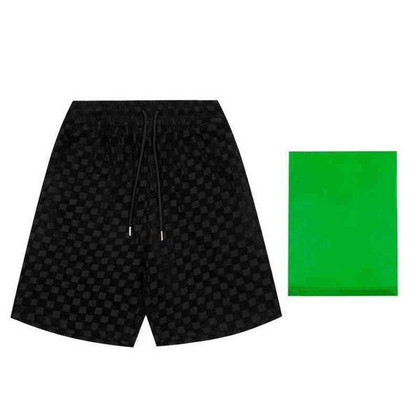 designer bv tide brand shorts men and women light luxury net red checkerboard high-quality fabric shorts embroidery triangle logo loose coup, White;black 
designer bv tide brand shorts men and women light luxury net red checkerboard high-quality fabric shorts embroidery triangle logo loose coup, White;black