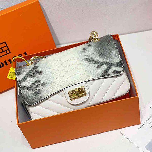 snake pattern bag women's small fragrance lingge chain high sense leather msenger bag sheep live broadcast designer bags
snake pattern bag women's small fragrance lingge chain high sense leather msenger bag sheep live broadcast designer bags