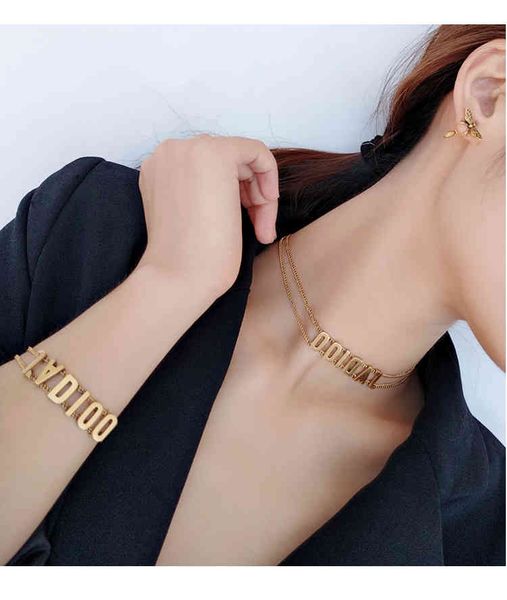 2022 factory wholesale new female choker layer chain personality light luxury net red clavicle necklace bracelet, Black
2022 factory wholesale new female choker layer chain personality light luxury net red clavicle necklace bracelet, Black