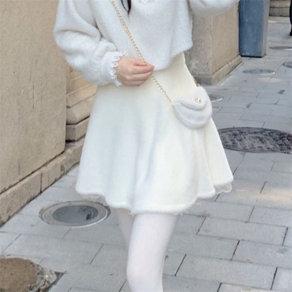 winter kawaii mini skirt women white velvet sweet party skirt female koeran fashion designer lace patchwork cute 220322, Black
winter kawaii mini skirt women white velvet sweet party skirt female koeran fashion designer lace patchwork cute 220322, Black