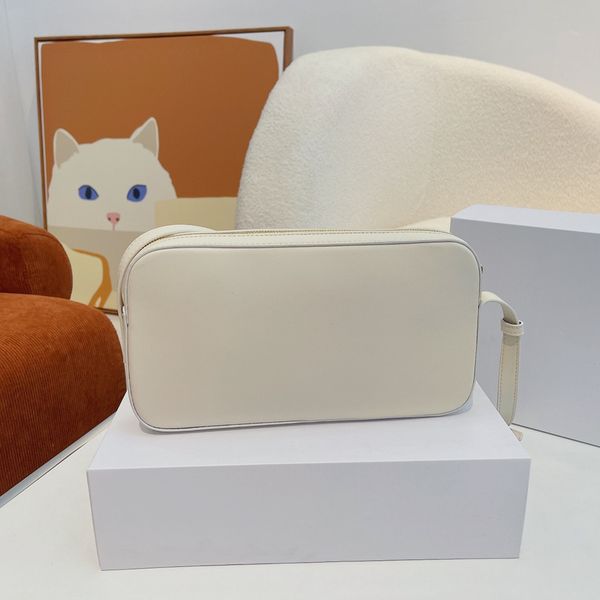 cowhide women bag tofu white brown black color real leather handbag lady shoulder shopping bags stylish wallet fanny pack boutique d220525p5
cowhide women bag tofu white brown black color real leather handbag lady shoulder shopping bags stylish wallet fanny pack boutique d220525p5
