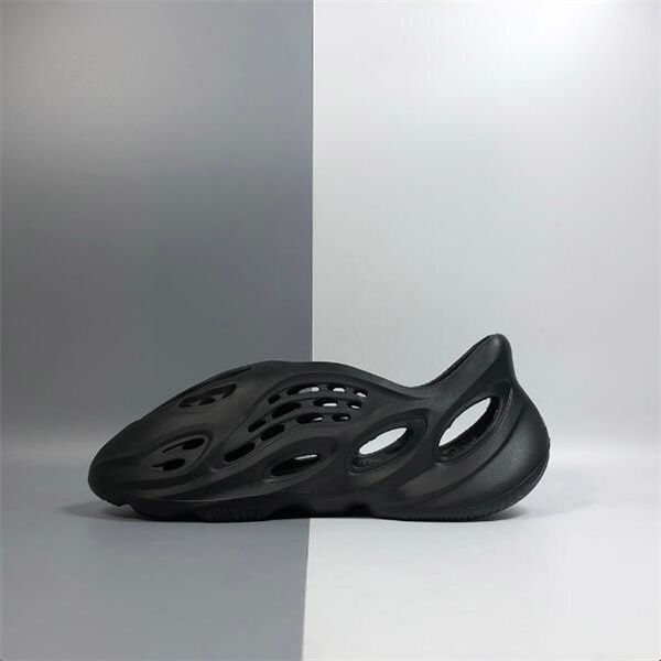 original box foam runners black sandals footwear flops slipper summer beach shoes mens beach runner leisure shoe ship with shoebox size eu36
original box foam runners black sandals footwear flops slipper summer beach shoes mens beach runner leisure shoe ship with shoebox size eu36