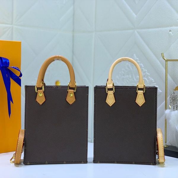 designer women's shoulder bag genuine leather men tote crossbody fashion messenger wallet camera cases card pockets handbags
designer women's shoulder bag genuine leather men tote crossbody fashion messenger wallet camera cases card pockets handbags